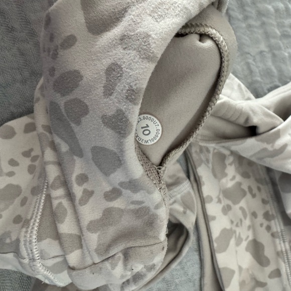 Lululemon align sports bra C/D  cup - Picture 3 of 3